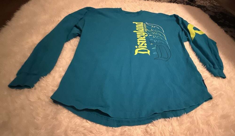 Disneyland Resort Spirit Jersey Long Sleeve Size S Blue Green